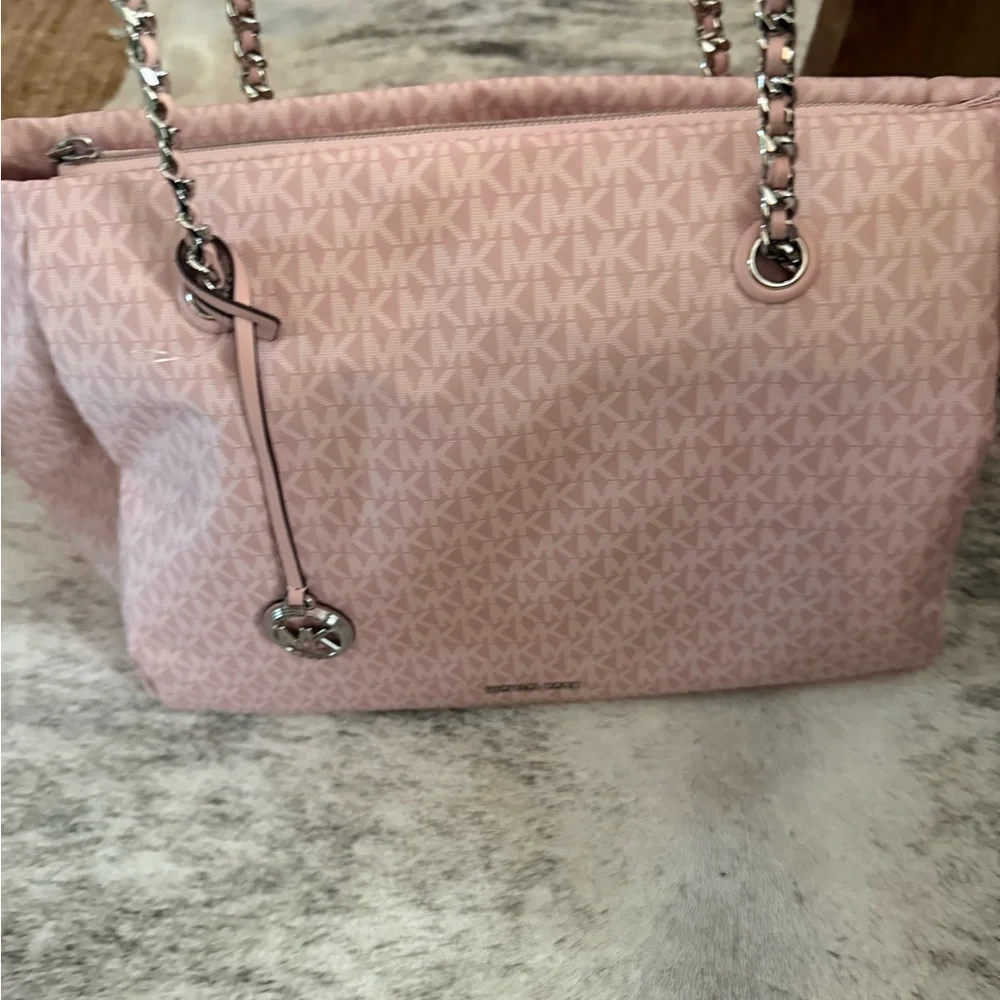 Michael Kors Pink Tote Bag - Picture 1 of 10